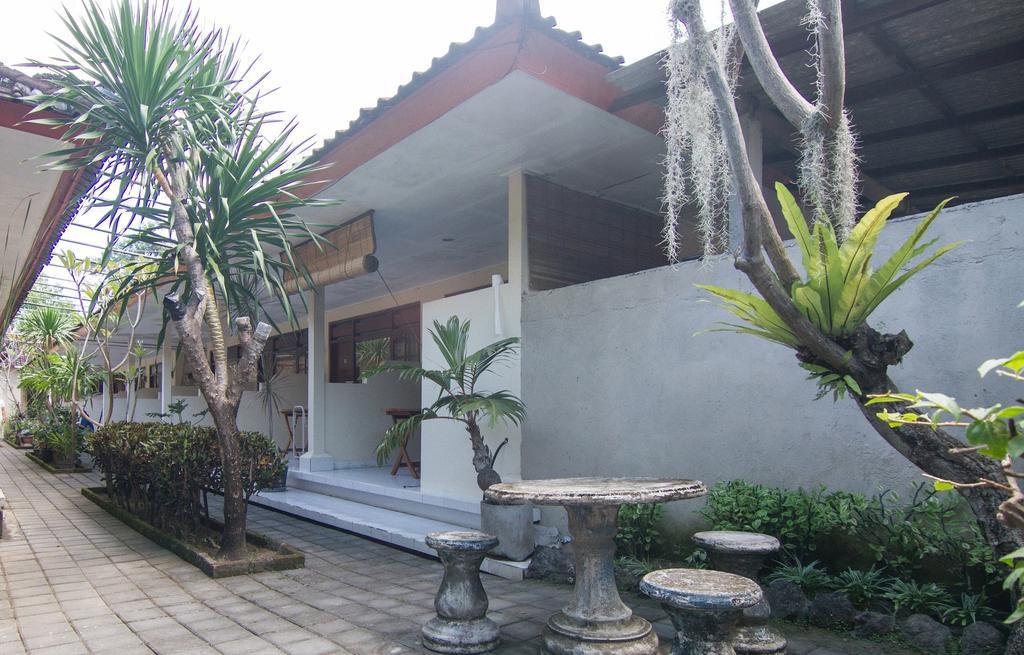 Pondok Nuri Homestay Sanur Extérieur photo